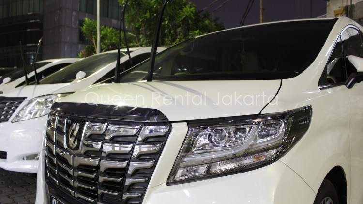 Sewa Mobil Mewah Alphard Vellfire Transformers di Kebon Kangkung- Kiara Condong