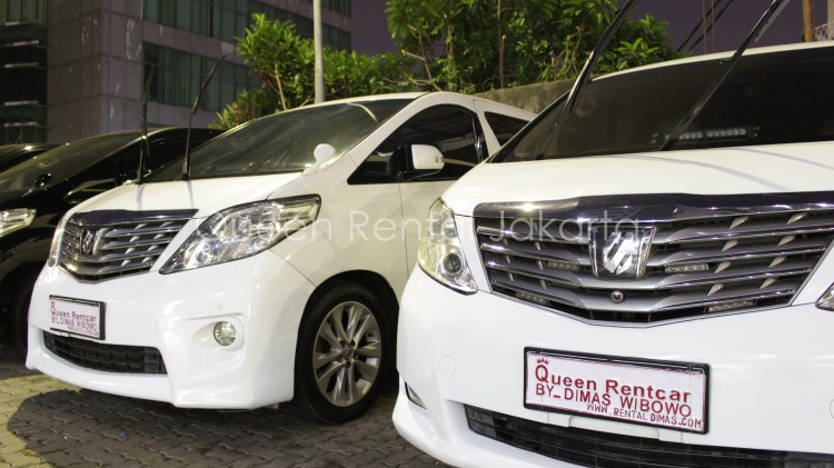 Sewa Mobil Alphard Vellfire Transformer Ciroyon - Andir
