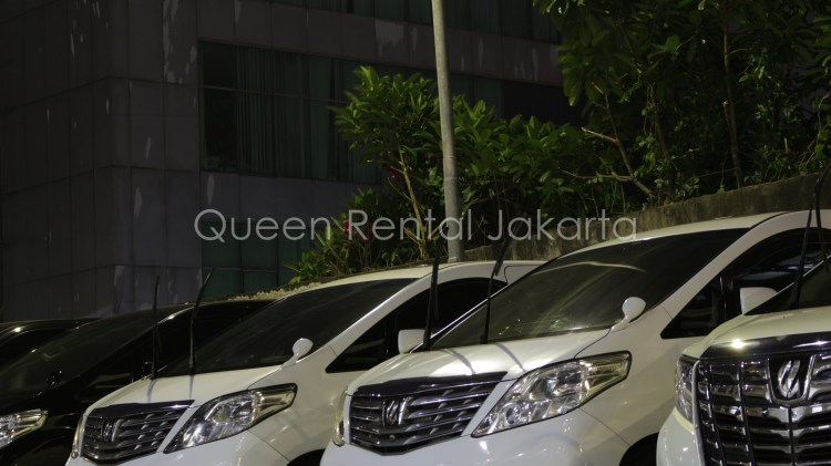 Sewa Mobil Mewah Alphard Vellfire Transformers di Balang Gede- Regol