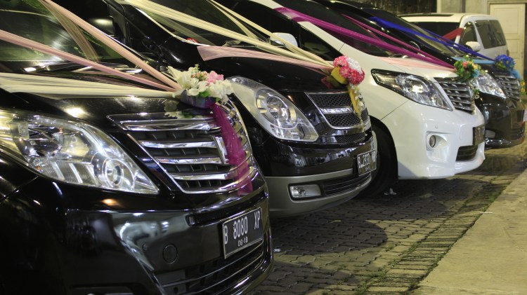sewa wedding car cibubur